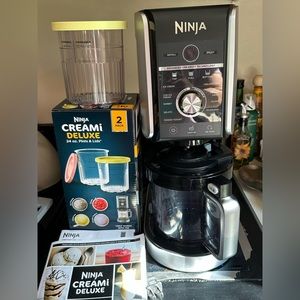 Ninja® CREAMi® Deluxe 11-in-1 Ice Cream and Frozen Treat Maker model nc501